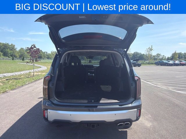 Used 2024 Kia Telluride EX w/ EX Captain's Chair Package AWD/4WD image 12