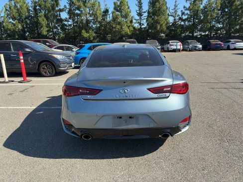 Used 2017 INFINITI Q60 Red Sport 400 AWD/4WD image 3