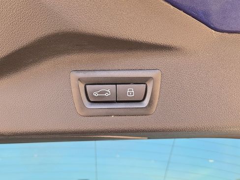 Used 2023 BMW ALPINA XB7 AWD/4WD image 15