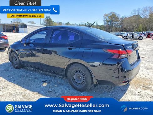 Used 2020 Nissan Versa S FWD image 3
