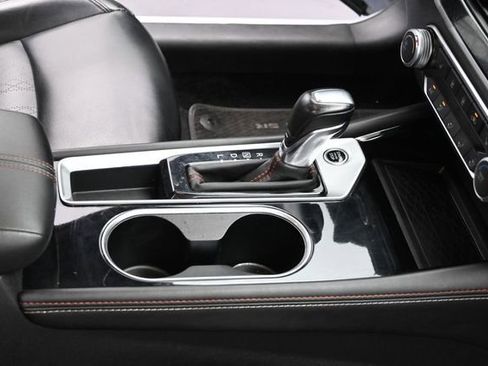 Used 2023 Nissan Altima 2.5 SR w/ SR Premium Package FWD image 38