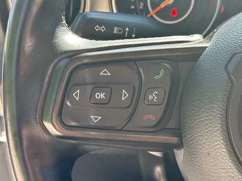 Used 2018 Jeep Wrangler Unlimited Sport S AWD/4WD image 27