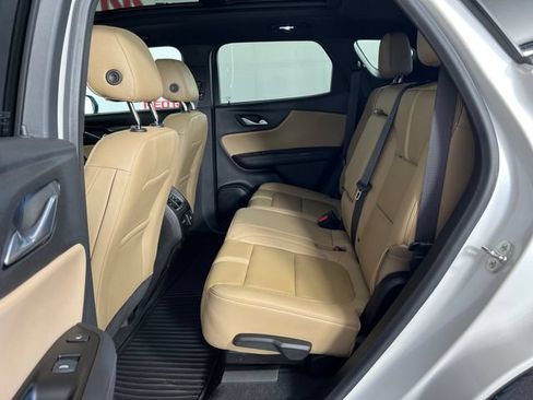 Used 2024 Chevrolet Blazer Premier w/ Driver Confidence II Package FWD image 25