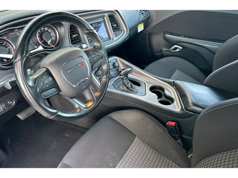 Used 2022 Dodge Challenger GT RWD image 10