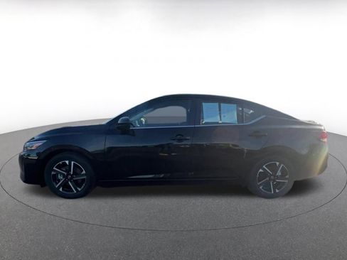 Used 2025 Nissan Sentra SV image 9