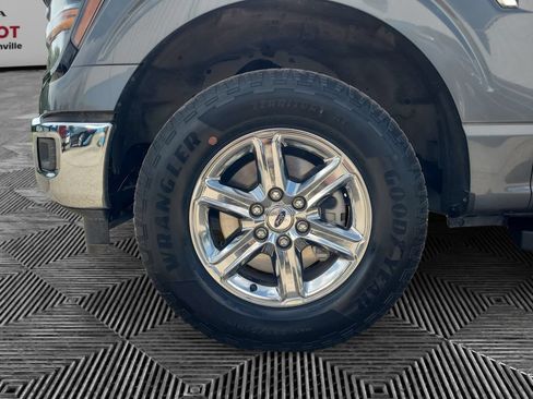 Used 2025 Ford F150 XLT w/ Equipment Group 301A Standard AWD/4WD image 14