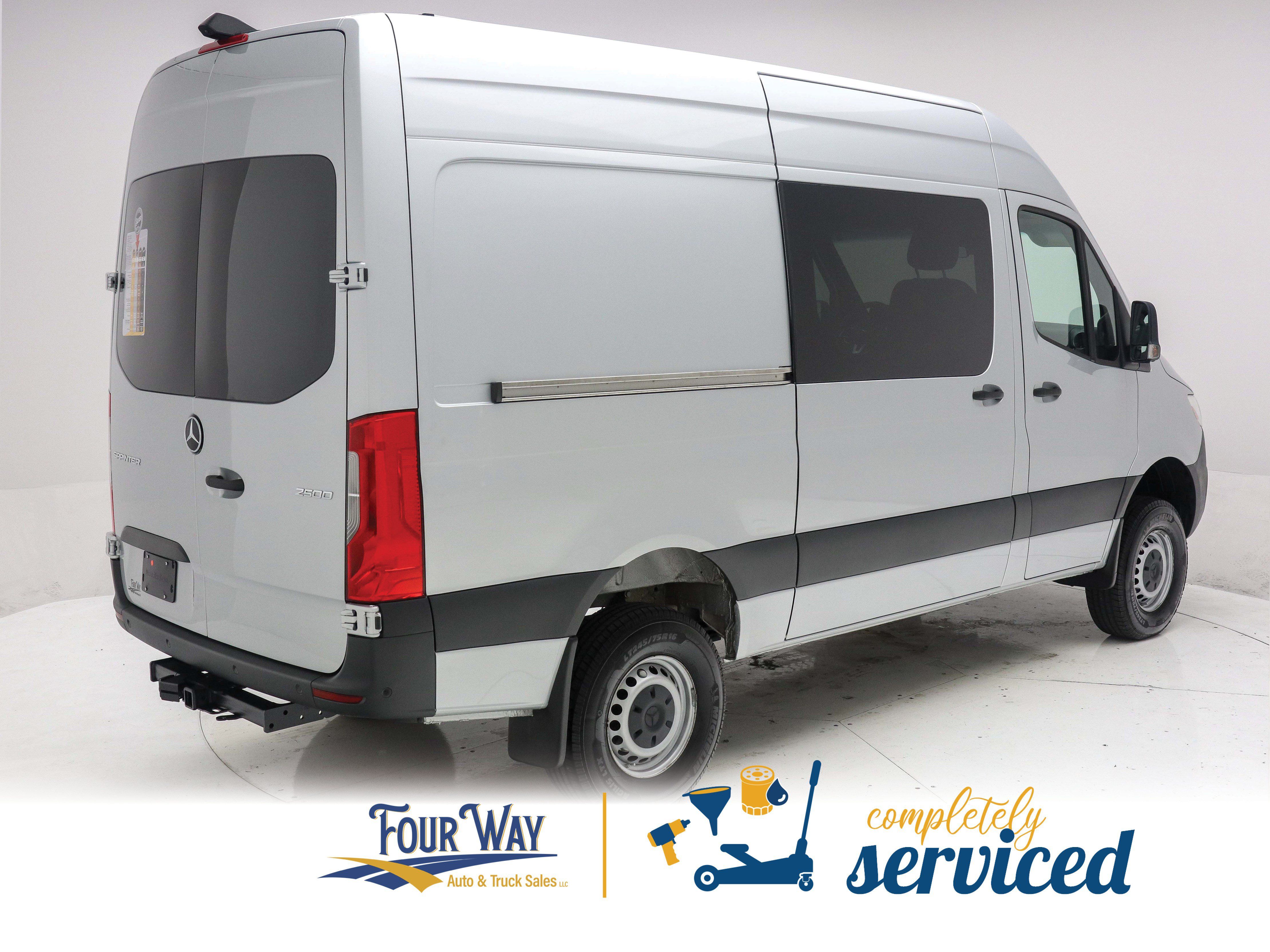 Used 2019 Mercedes-Benz Sprinter 4x4 144 image 4
