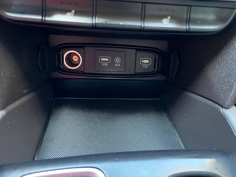 Used 2019 Hyundai Santa Fe SEL FWD image 34