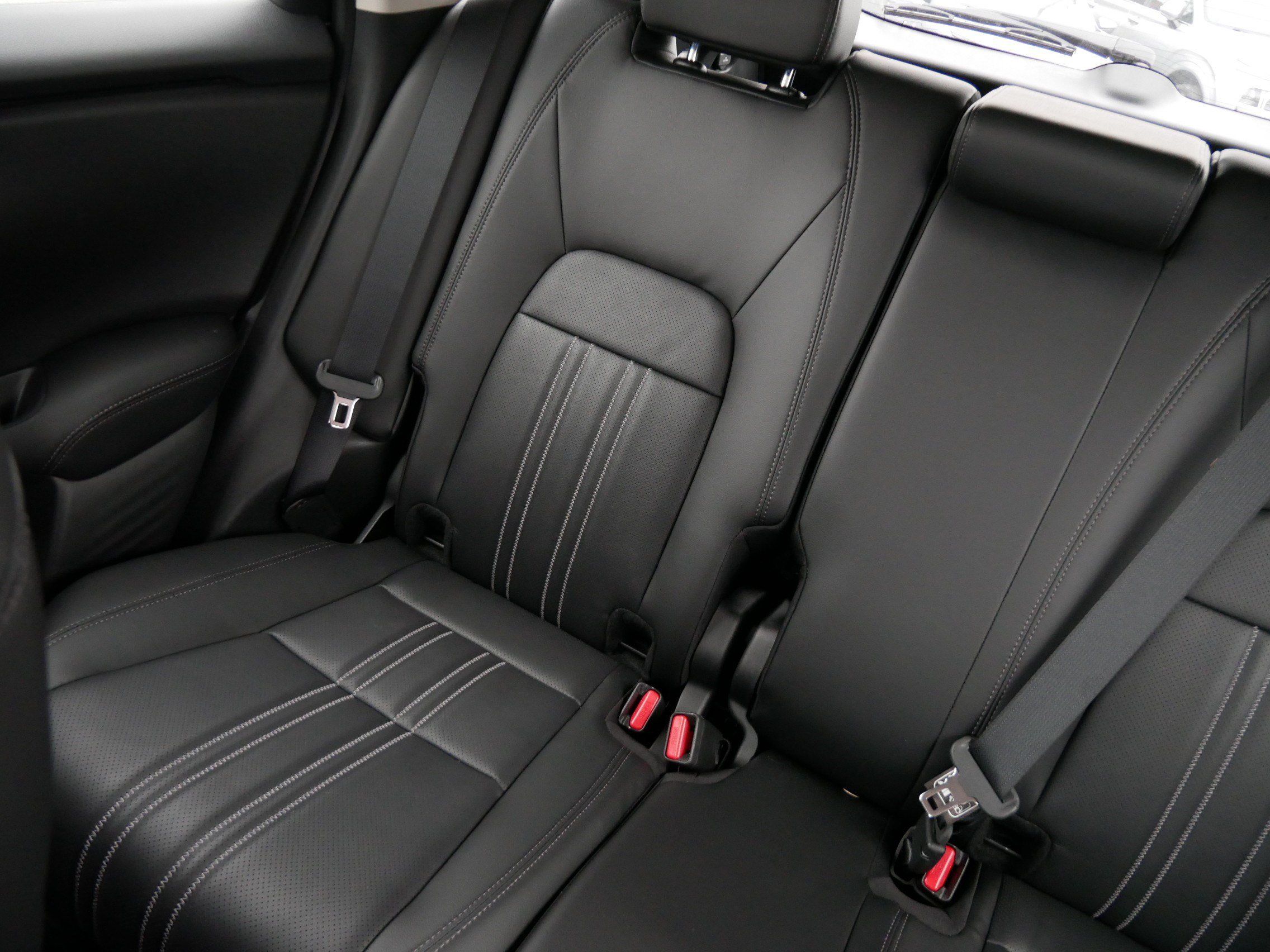 Used 2027 Honda HR-V EX-L image 12