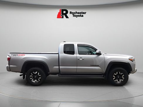 Certified 2020 Toyota Tacoma TRD Off-Road w/ TRD Premium Off Road Package AWD/4WD image 8