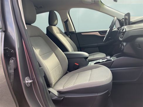 Used 2022 Ford Escape SE w/ Convenience Package image 19