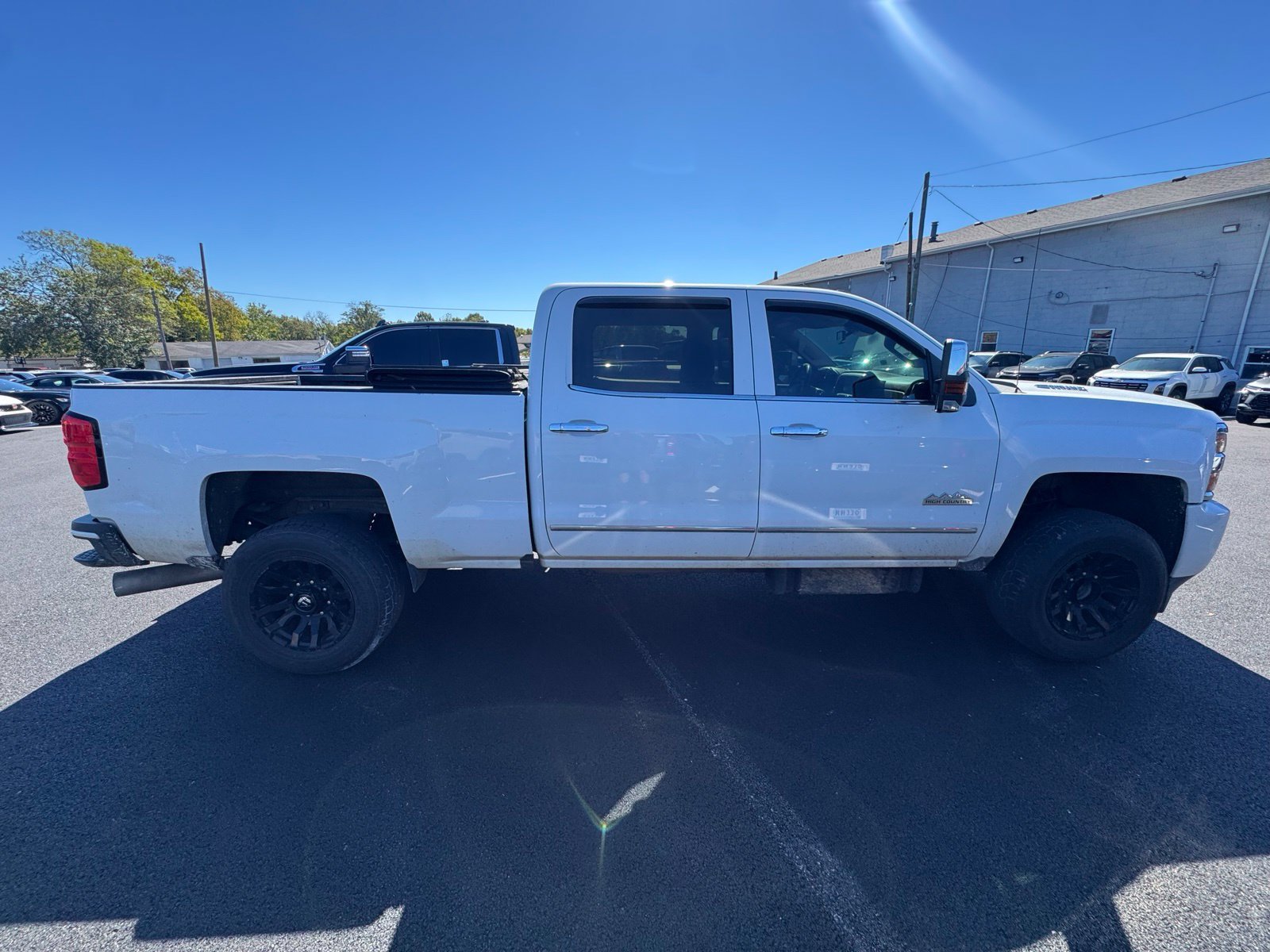 Used 2016 Chevrolet Silverado 3500 High Country w/ Duramax Plus Package AWD/4WD image 7