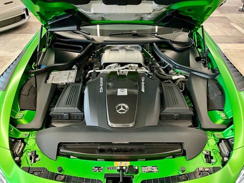 Used 2020 Mercedes-Benz AMG GT R image 40