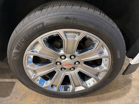 Used 2018 GMC Sierra 1500 Denali w/ Denali Ultimate Package AWD/4WD image 31