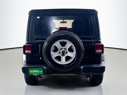 Used 2019 Jeep Wrangler Unlimited Sport S image 8