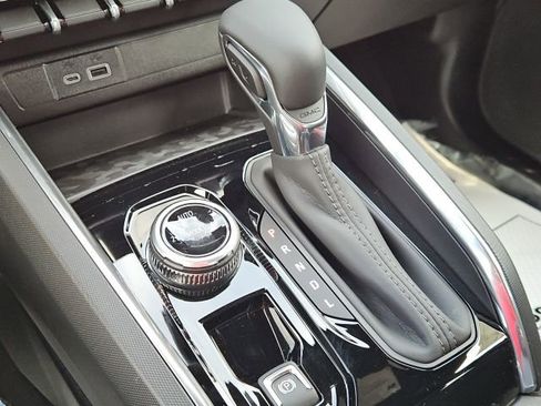 New 2026 GMC Canyon Elevation w/ Convenience Package image 33