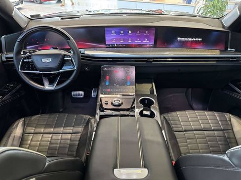 Used 2025 Cadillac Escalade V w/ LPO, ONYX Package AWD/4WD image 3