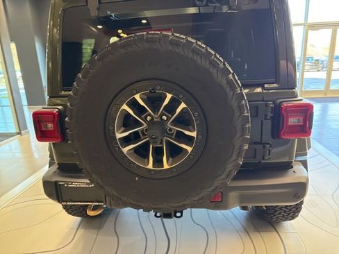 Used 2024 Jeep Wrangler Unlimited Rubicon 392 image 8