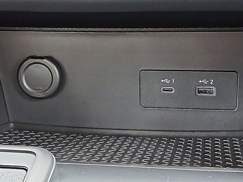 New 2025 Nissan Pathfinder S image 18