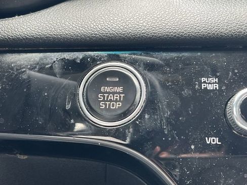 Used 2022 Kia Sportage EX w/ EX Technology Package FWD image 28