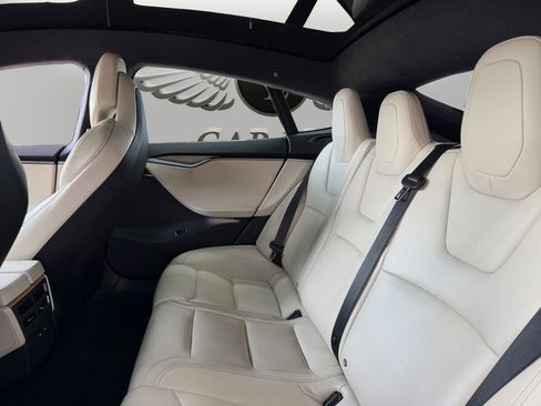 Used 2020 Tesla Model S Long Range image 13
