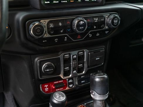 Used 2021 Jeep Wrangler Unlimited Rubicon w/ Dual Top Group image 51