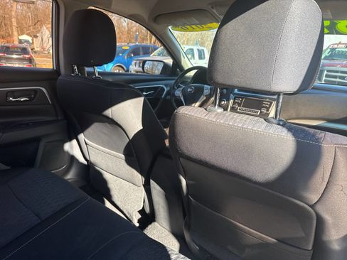 Used 2016 Nissan Altima 2.5 SV image 21