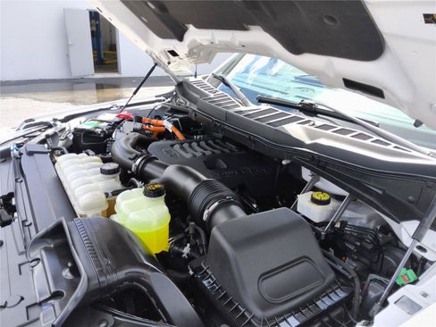Used 2021 Ford F150 Platinum w/ Equipment Group 701A High AWD/4WD image 16