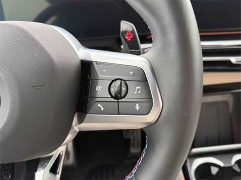 Certified 2025 BMW X1 M35i w/ Premium Package image 29