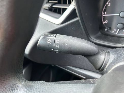 Used 2023 Toyota Corolla LE FWD image 22