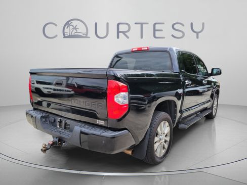 Used 2017 Toyota Tundra Limited w/ Limited Premium Package RWD image 3