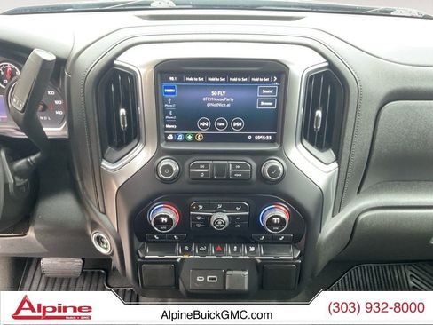 Used 2021 Chevrolet Silverado 1500 LT AWD/4WD image 11