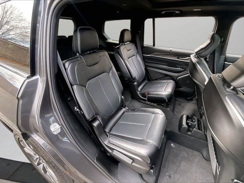 Certified 2024 Jeep Grand Cherokee L Overland w/ Luxury Tech Group IV image 26