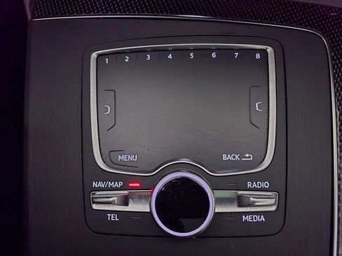 Used 2020 Audi SQ5 Prestige w/ Prestige Package image 29