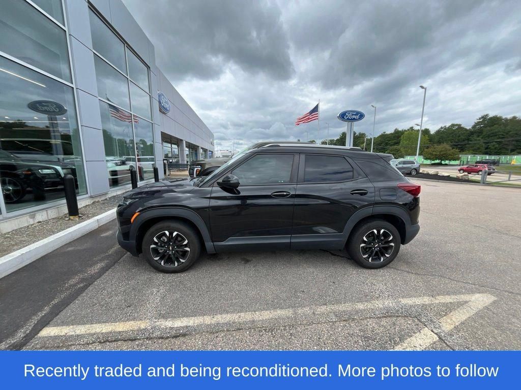 Used 2022 Chevrolet TrailBlazer LT FWD image 4