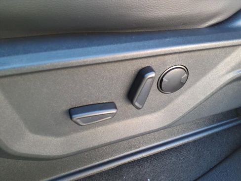 New 2026 Ford F250 Lariat w/ Lariat Premium Package image 18