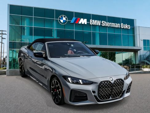 New 2026 BMW 430i Convertible w/ M Sport Package RWD image 3