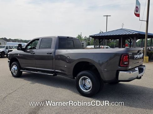 New 2026 RAM 3500 Tradesman image 9