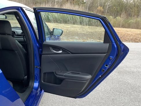 Used 2019 Honda Civic Sport image 32