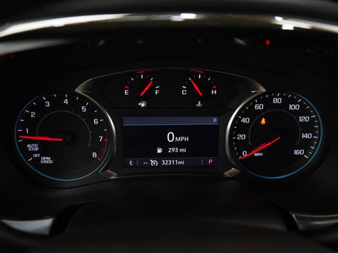 Used 2023 Chevrolet Traverse LT AWD/4WD image 26