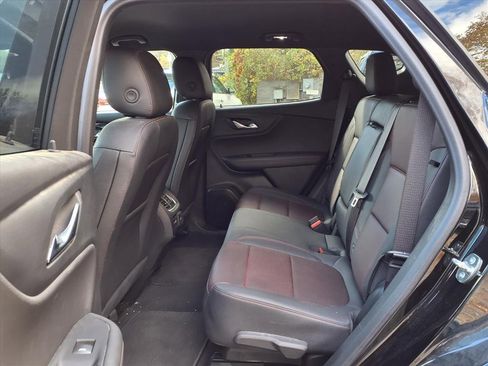 Used 2025 Chevrolet Blazer RS image 11