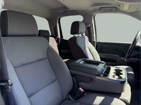 Used 2019 GMC Sierra 1500 SLE w/ SLE Value Package AWD/4WD image 27