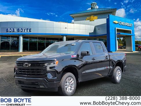 New 2026 Chevrolet Silverado 1500 RST w/ Z71 Off-Road Package AWD/4WD image 1