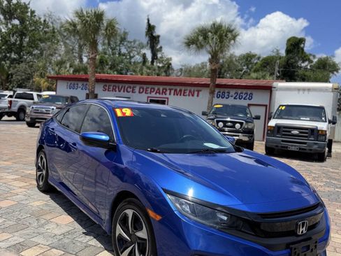 Used 2019 Honda Civic LX image 3