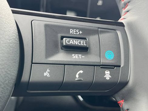 New 2026 Nissan Kicks SR FWD image 26
