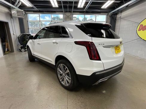 Used 2024 Cadillac XT5 Premium Luxury FWD image 3