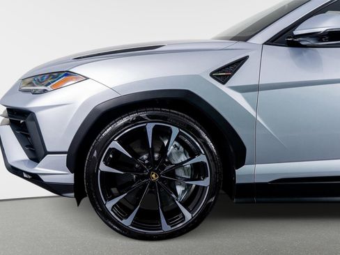 Used 2024 Lamborghini Urus S AWD/4WD image 17