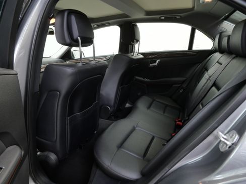 Used 2012 Mercedes-Benz E 350 4MATIC Sedan image 15