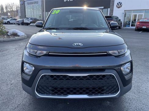 Used 2020 Kia Soul LX image 2
