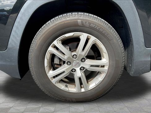 Used 2019 GMC Terrain SLE w/ Driver Convenience Package AWD/4WD image 32